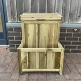 Cringle Parcel Store with Planter